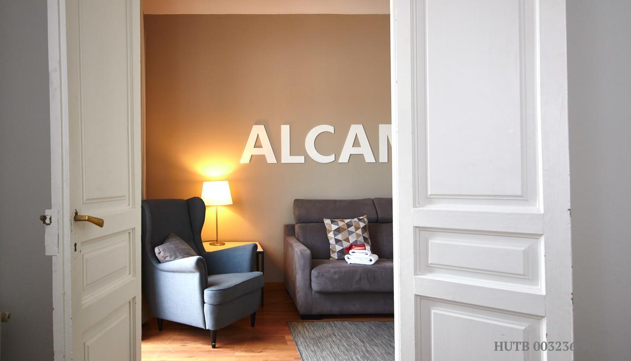 Апартаменти Alcam Rizal Барселона Екстер'єр фото